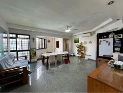 Blk 656C Jurong West Street 61 (Jurong West), HDB Executive #577899631